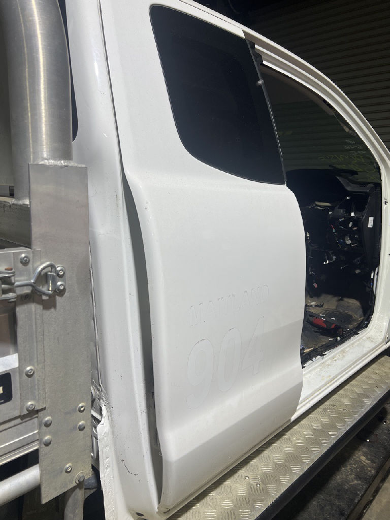 Right Hand Rear Door XLS Spacecab Arctic White photo 2