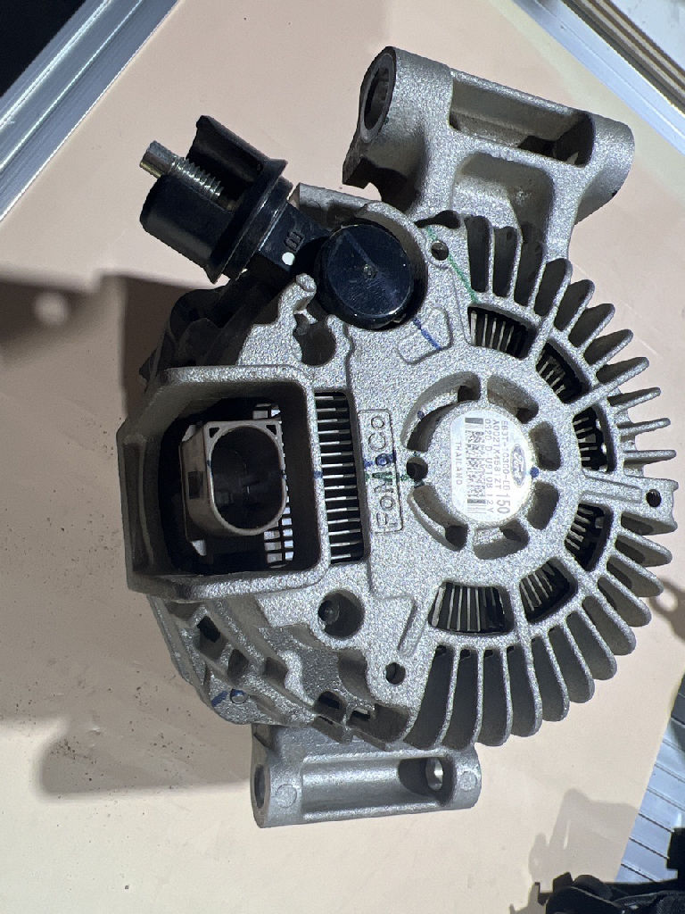 Alternator photo 3