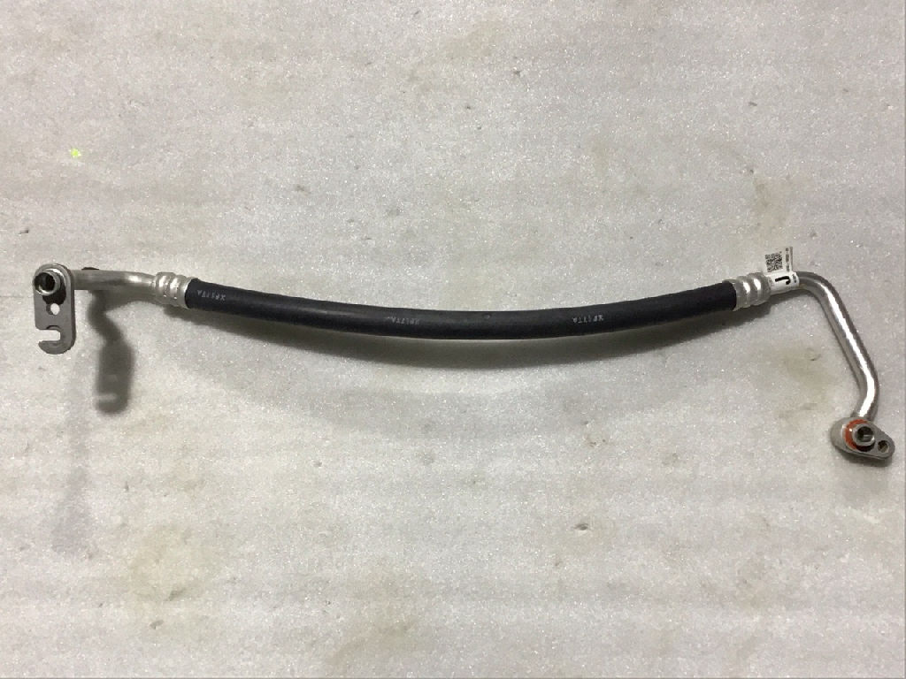 AIR CONDITIONING PIPE / LINE