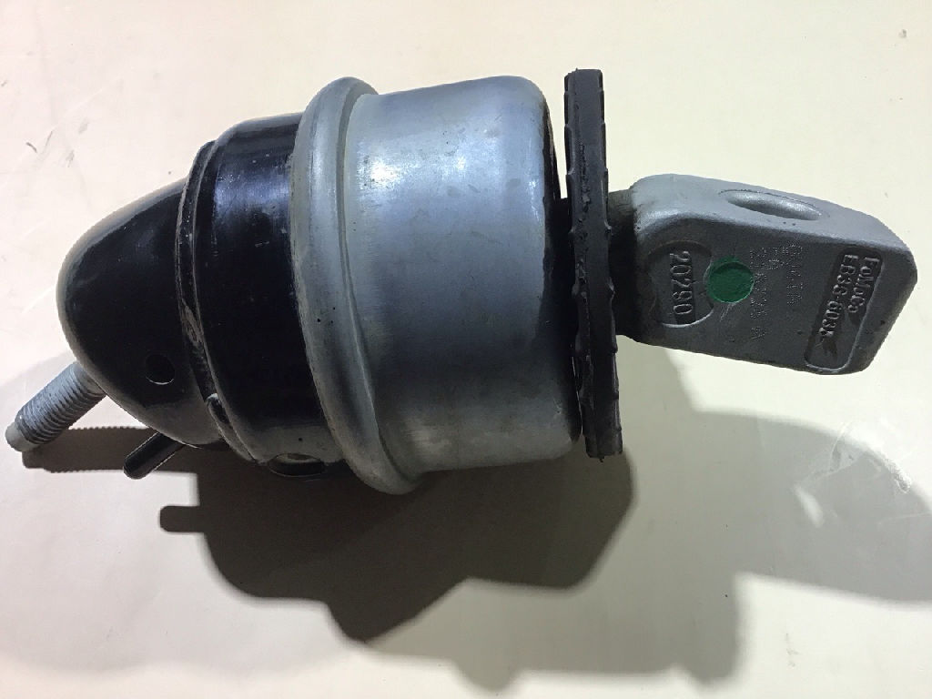 Engine Mount RHS PX2, PX3, 3.2L photo 2