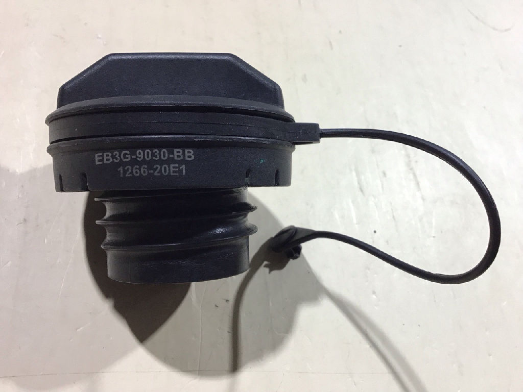 DIESEL FUEL FILLER CAP, NON LOCKING TYPE photo 3