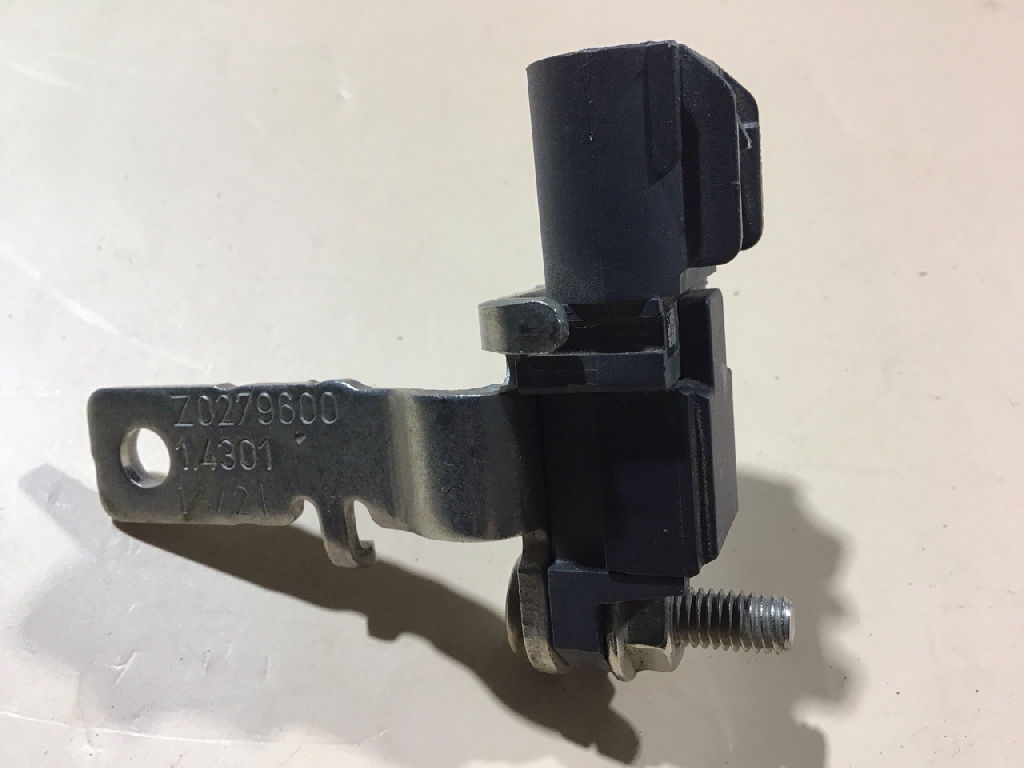 DPF Differential Exhaust Pressure Sensor photo 4