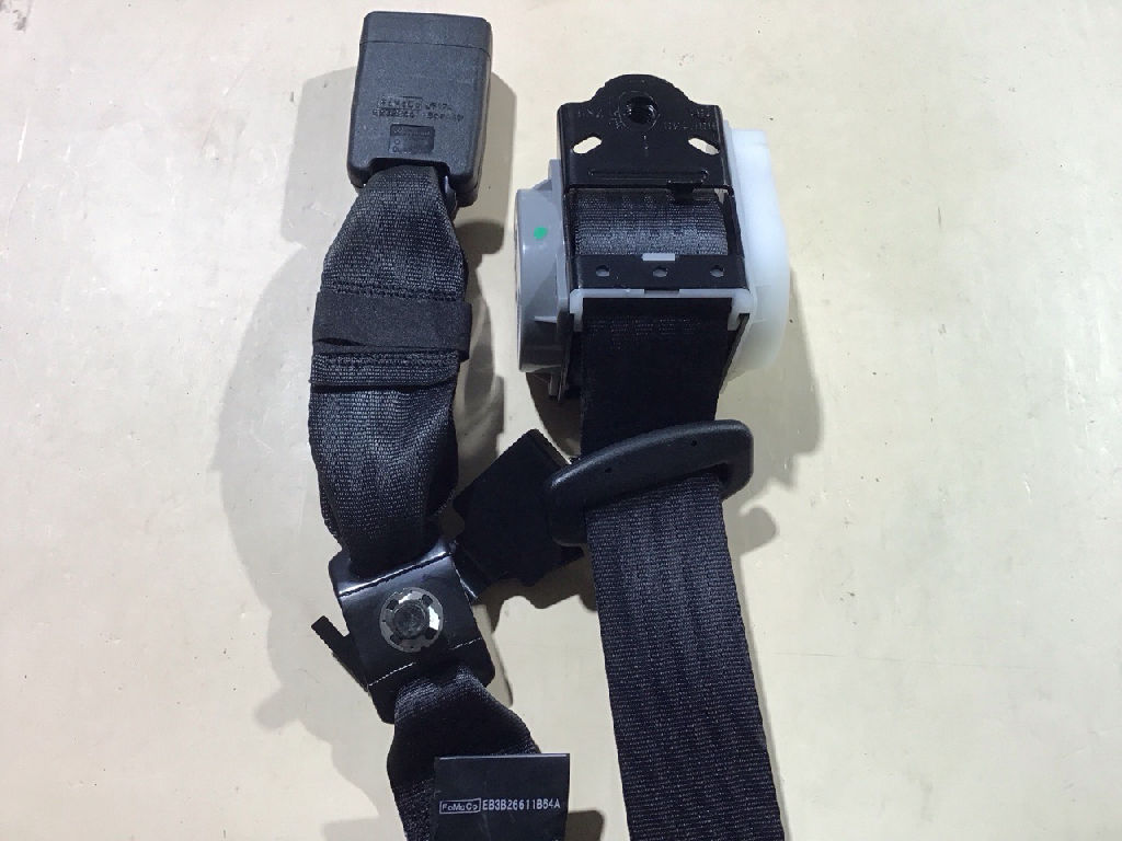 REAR SEAT BELT CENTRE photo 5