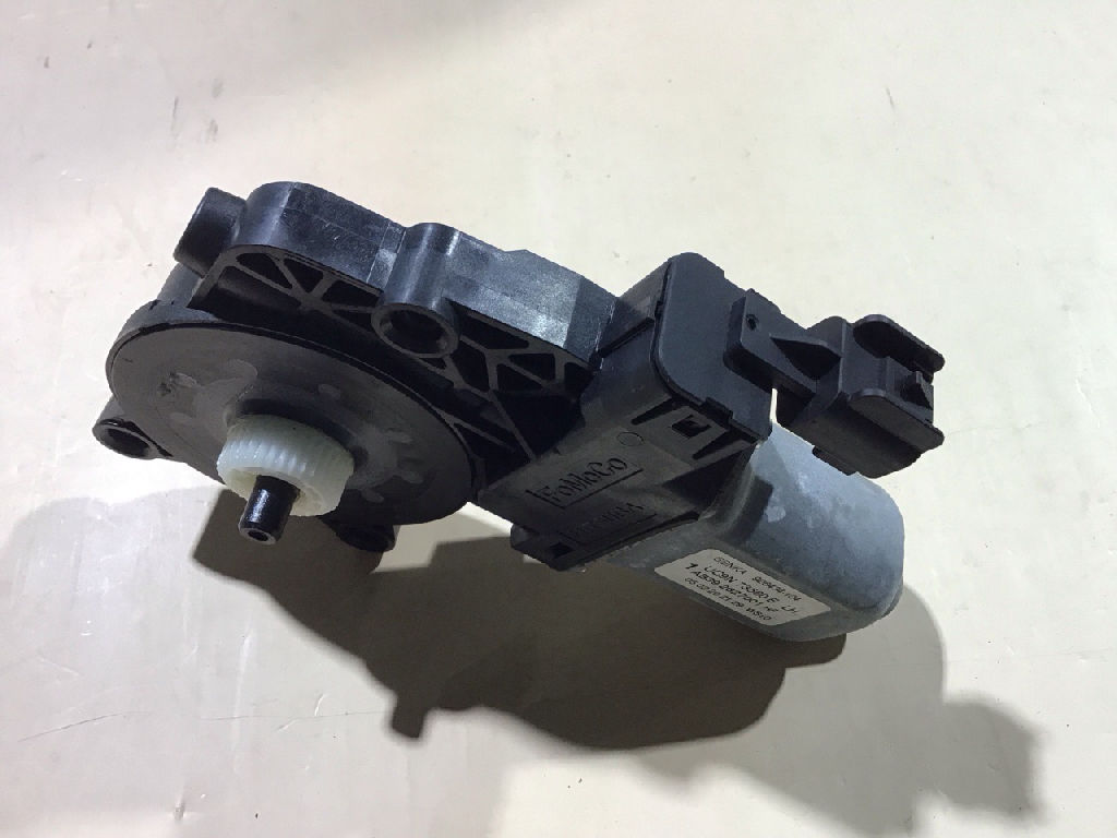 Electric Window Motor REG REAR LEFT LHR photo 5