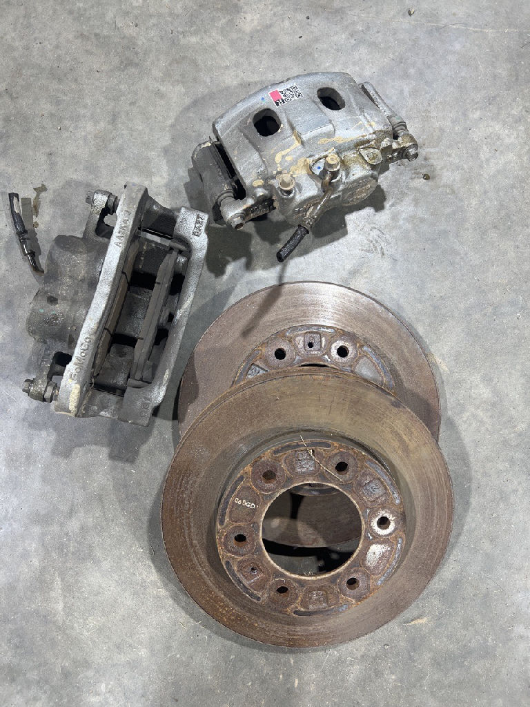 FRONT BRAKE ROTORS & CALIPERS