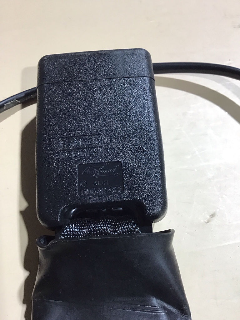 REAR SEAT BELT BUCKLE RHS & LHS, PX Space Cab Extra Cab photo 3