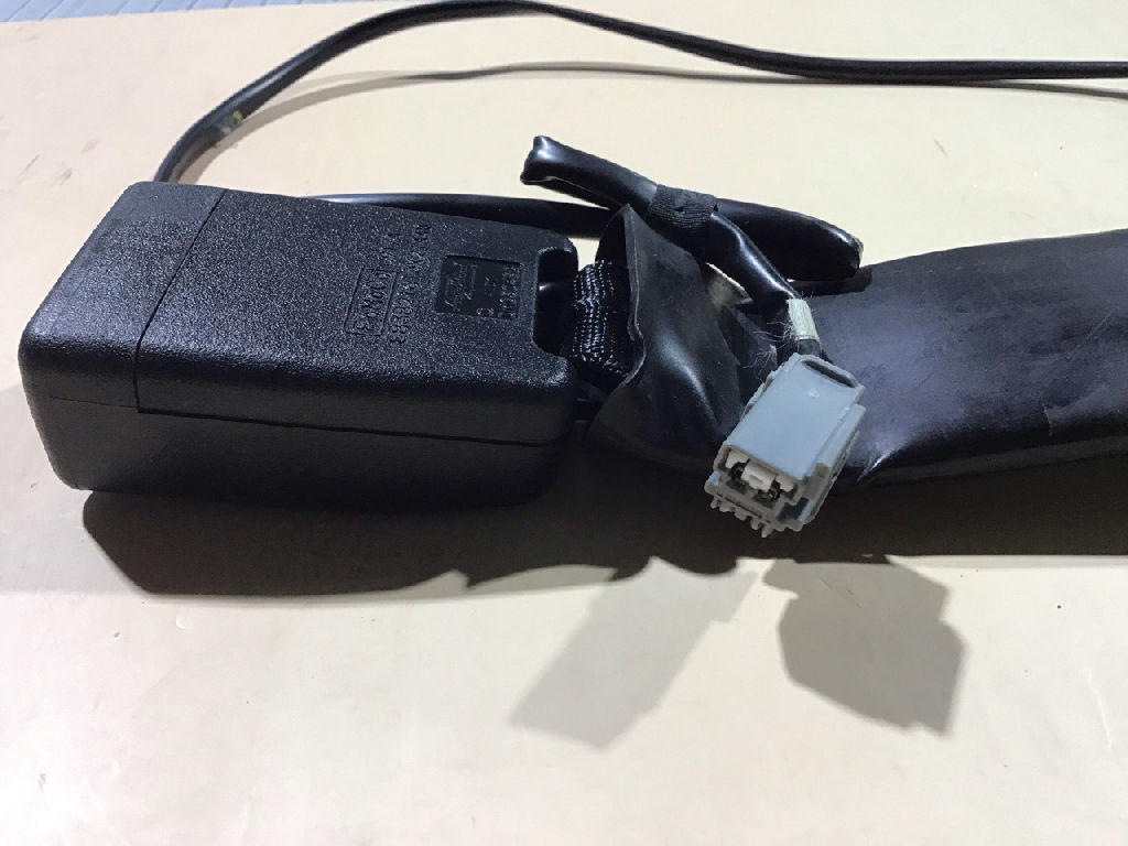 REAR SEAT BELT BUCKLE RHS & LHS, PX Space Cab Extra Cab photo 5