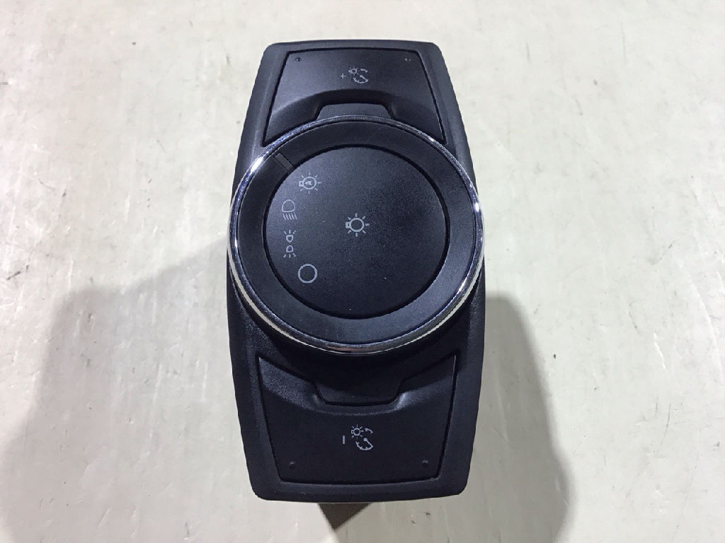 Headlight Switch photo 5