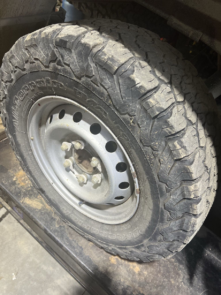 BFGoodrich LT255/70R16 photo 2