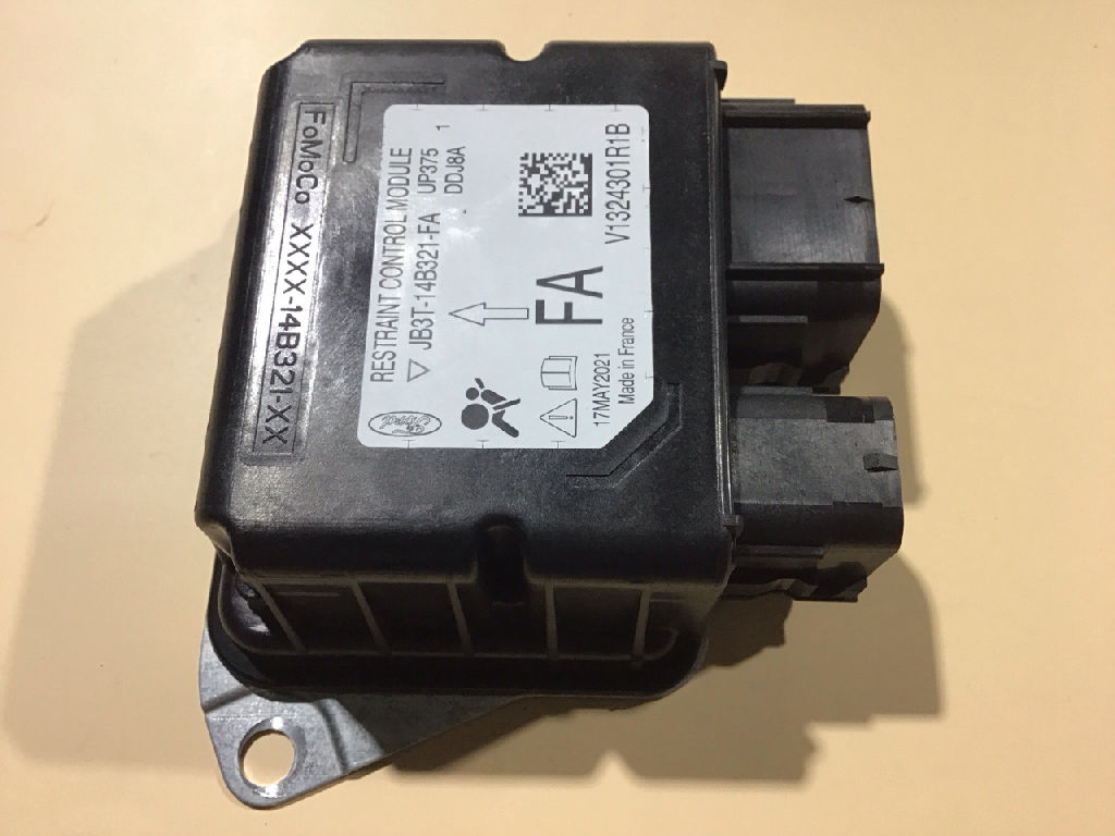 Restraint Control Module RCM photo 4