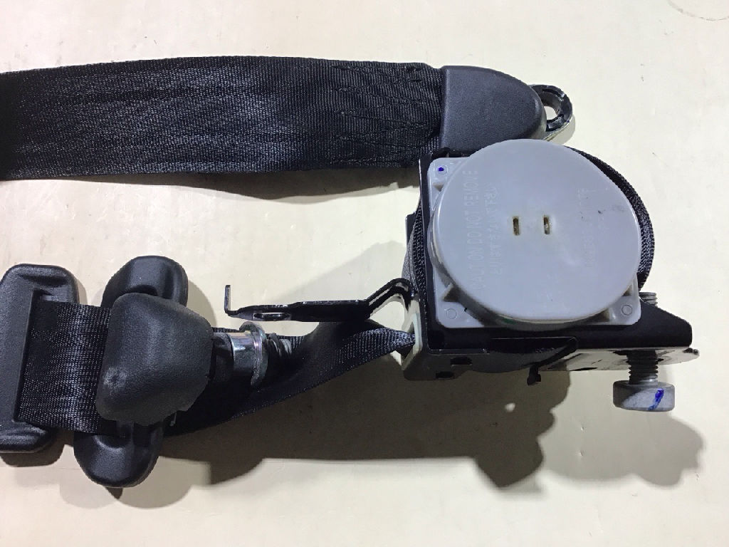 REAR SEAT BELT RHS & LHS, PX SERIES 1, 2 & 3 Dual Cab photo 2