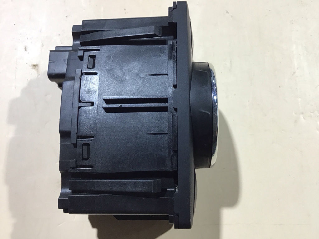 Headlight Switch photo 4