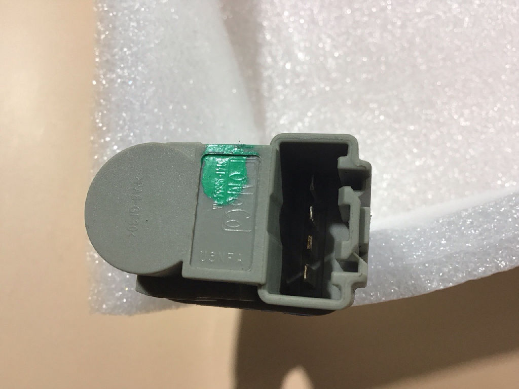 Brake Light Switch photo 3