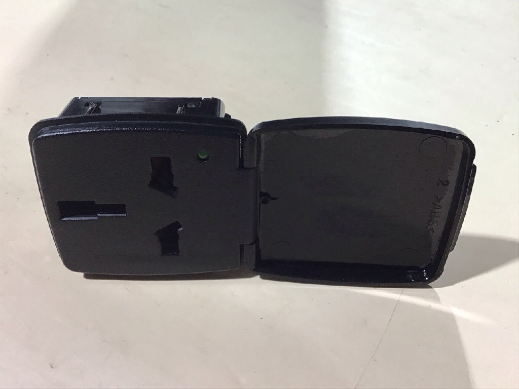 Additional Power Socket photo 3