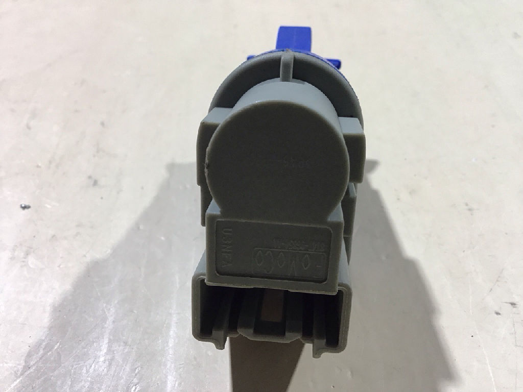 Brake Light Switch photo 5