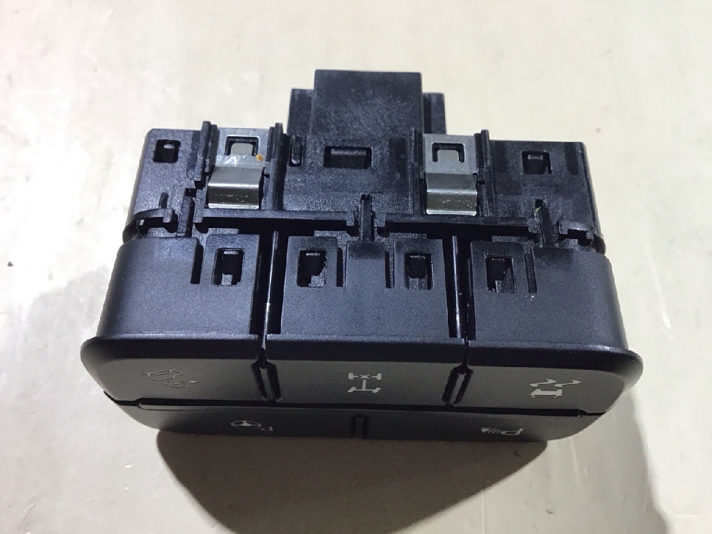 Centre Console Multi Function Switch photo 3