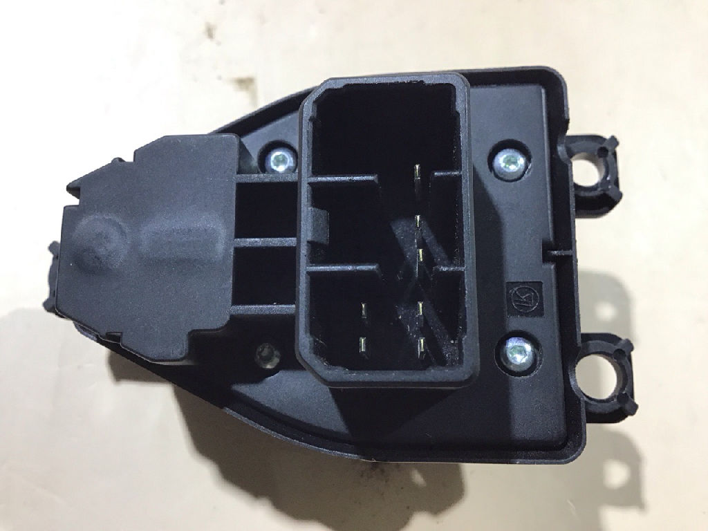Mirror Control Switch photo 4