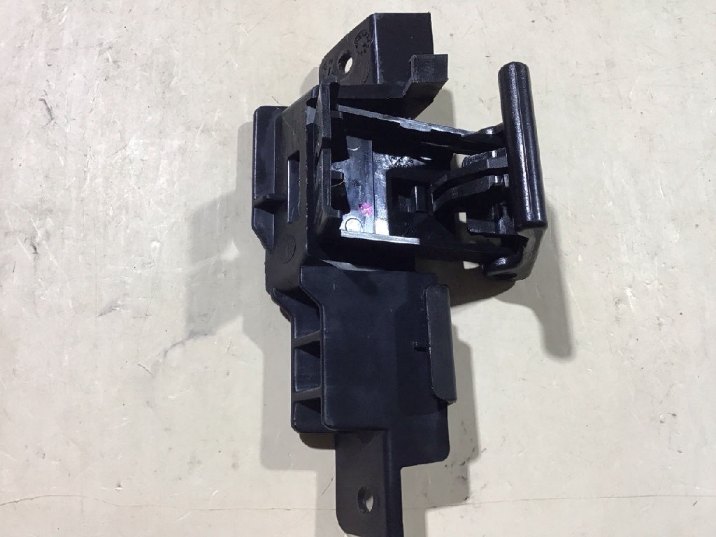 Bonnet lock release photo 4