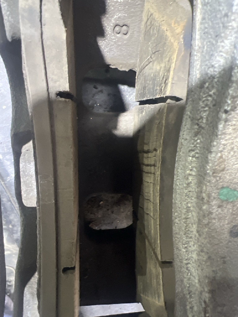 FRONT BRAKE ROTORS & CALIPERS photo 2