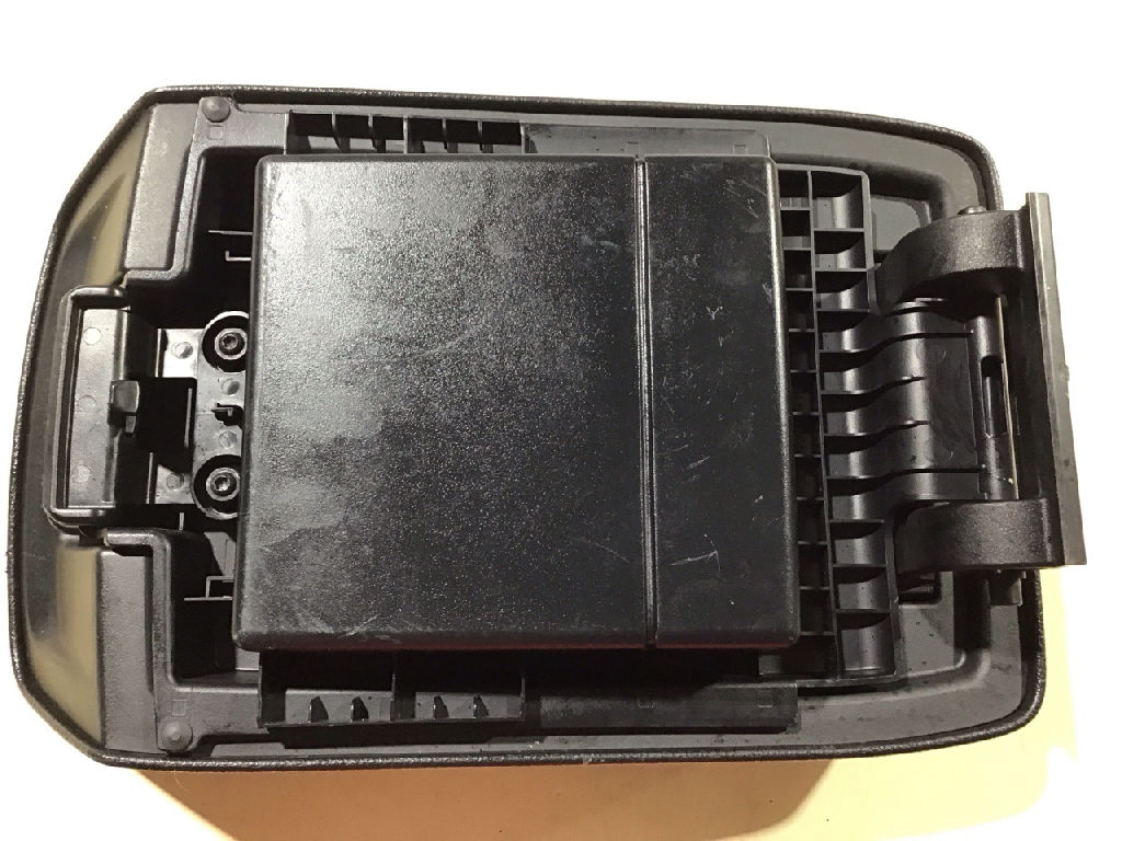 PX SERIES XLS CENTRE CONSOLE LID ONLY, BLACK photo 2