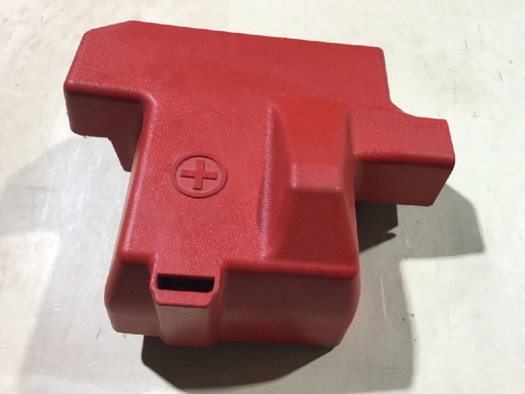 Fuse Holder Circuit Breaker Assembly