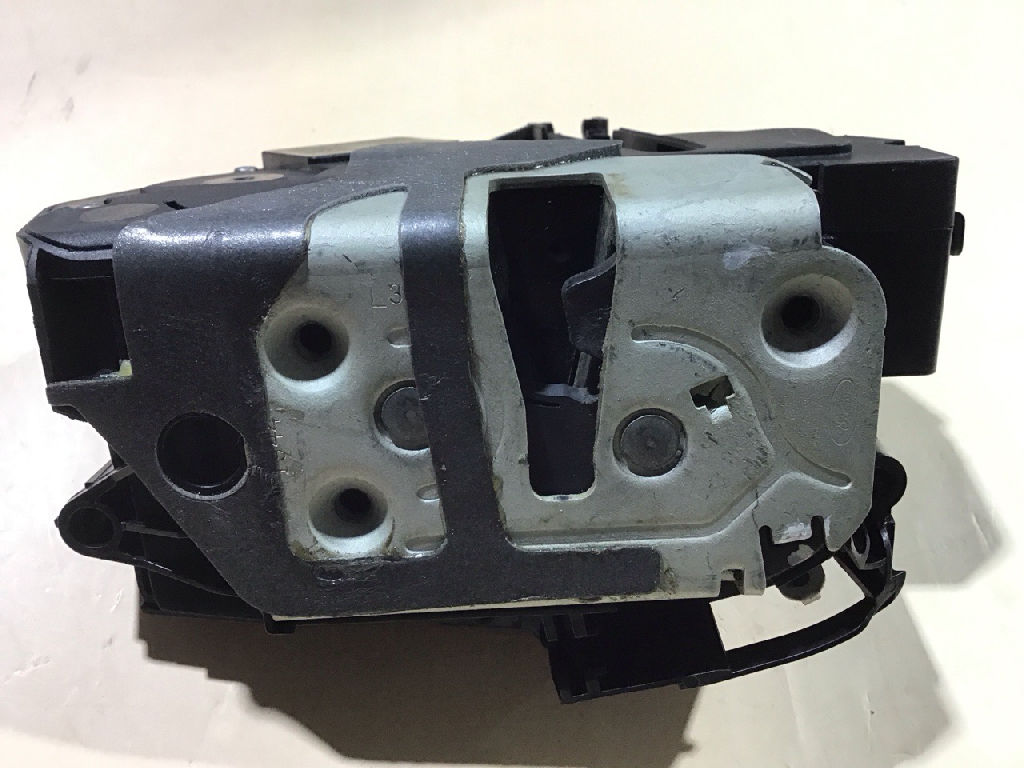 DOOR LOCK MECHANISM LEFT FRONT LHF PX 1, 2 & 3 photo 2
