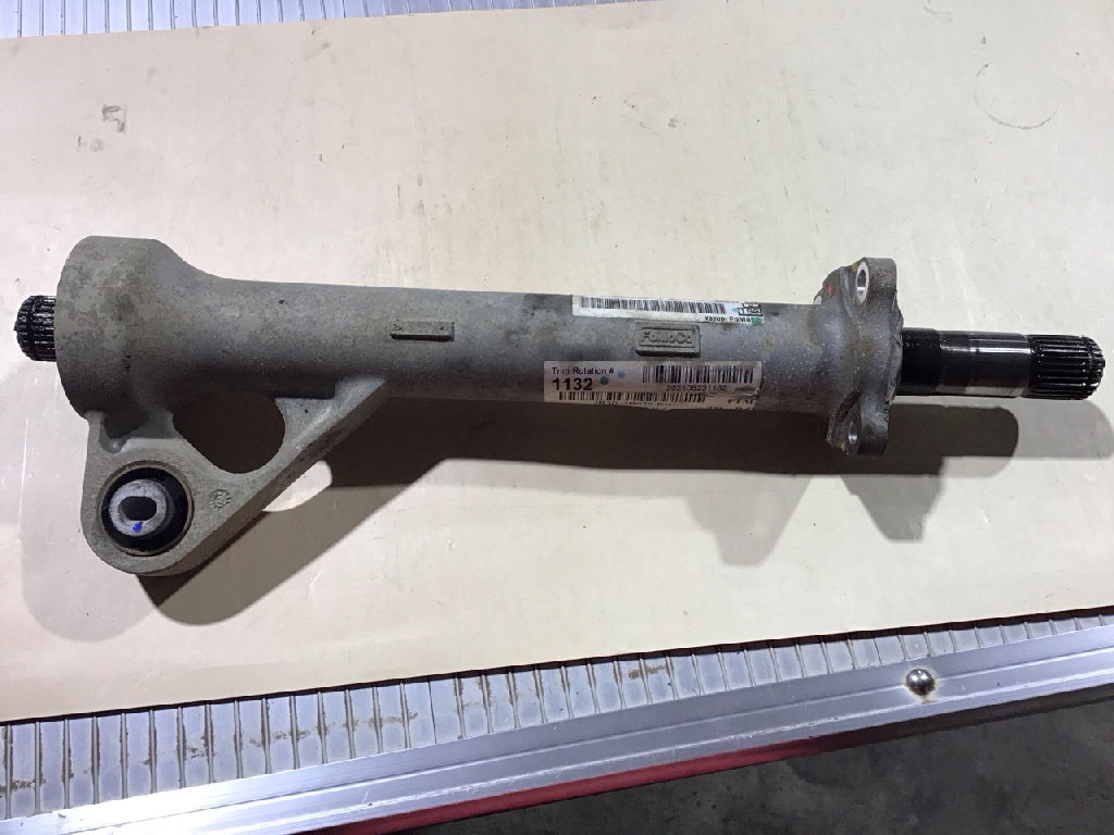 Front Axle Housing and Axle photo 4