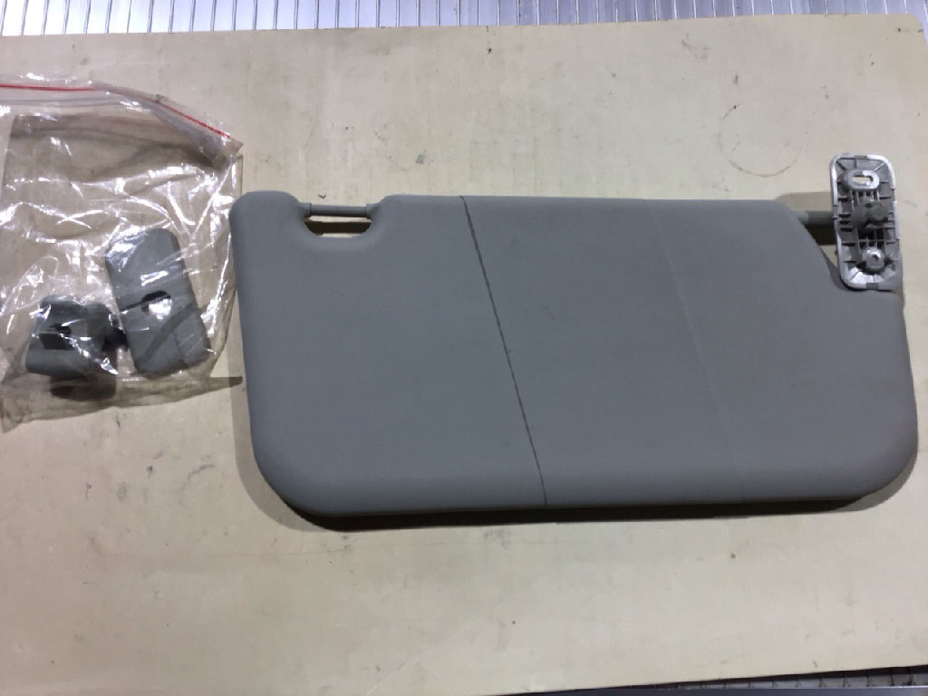 Sun Visor RHS No Power, No Mirror Grey