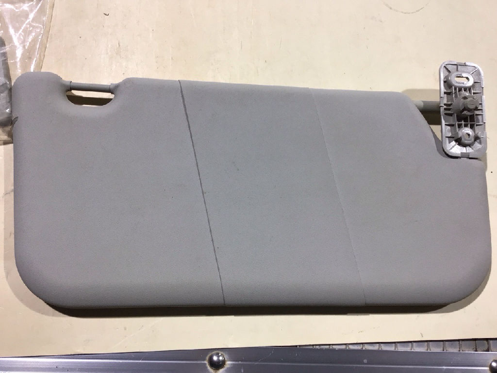 Sun Visor RHS No Power, No Mirror Grey photo 2