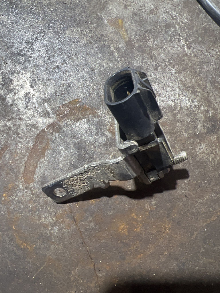DPF Differential Exhaust Pressure Sensor photo 2