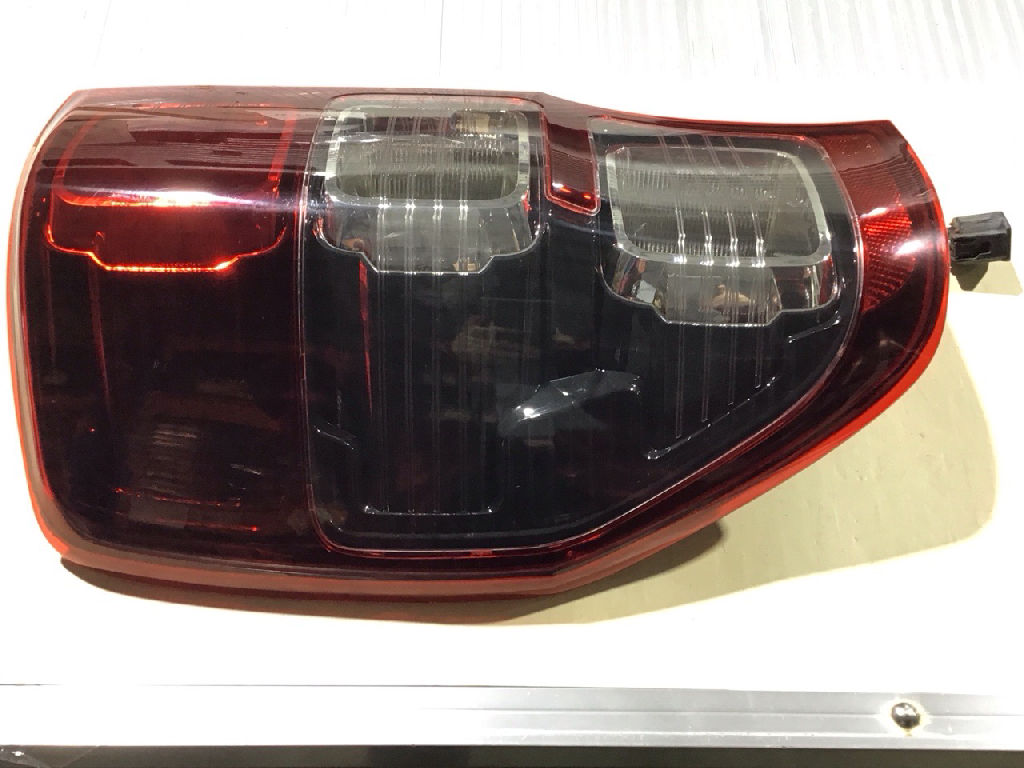 LH Rear Tail Light - Aftermarket photo 2
