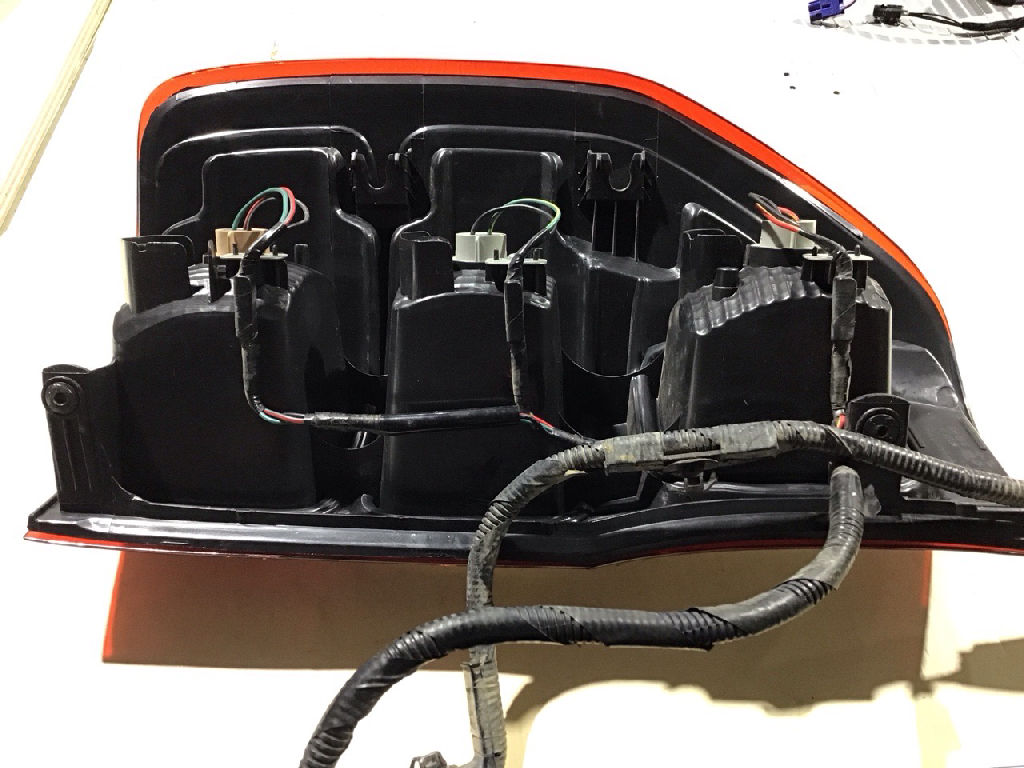LH Rear Tail Light - Aftermarket photo 5