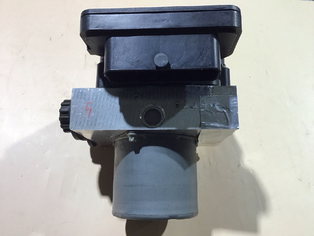 ABS PUMP / MODULATOR PX photo 4