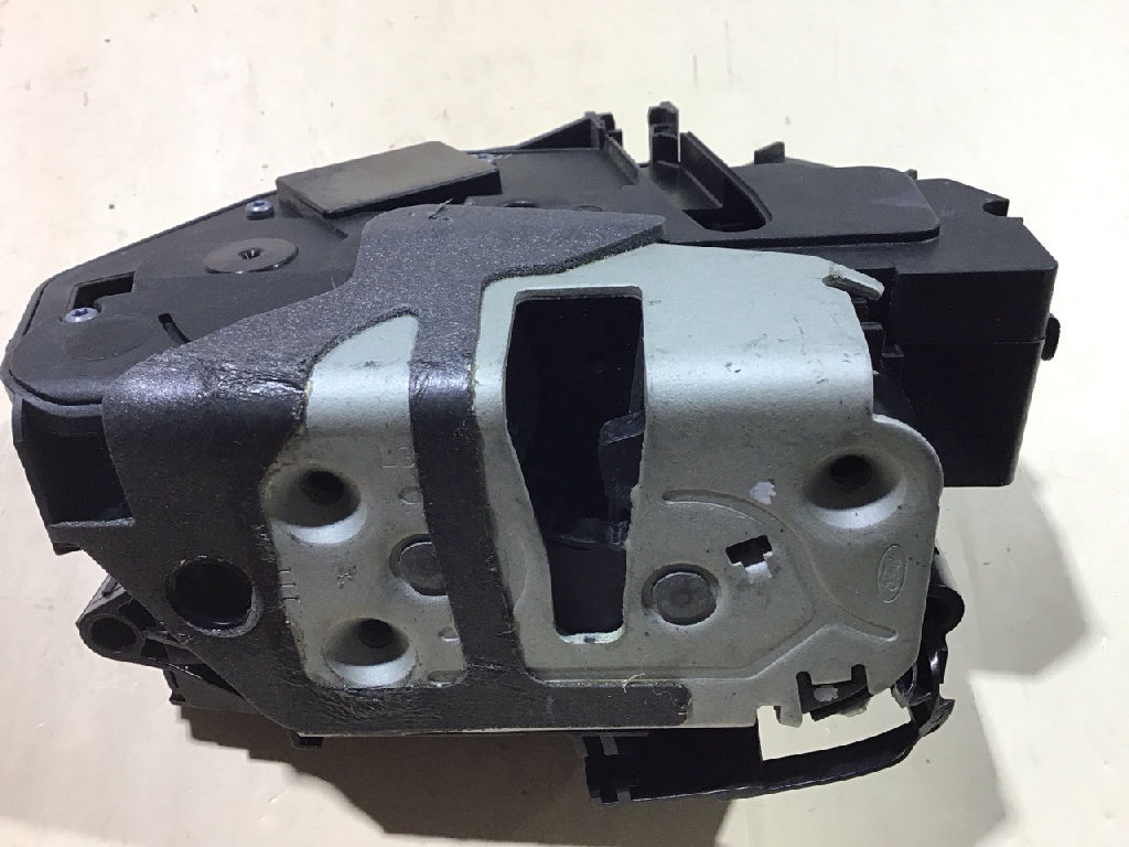 DOOR LOCK MECHANISM LEFT FRONT LHF PX 1, 2 & 3 photo 2
