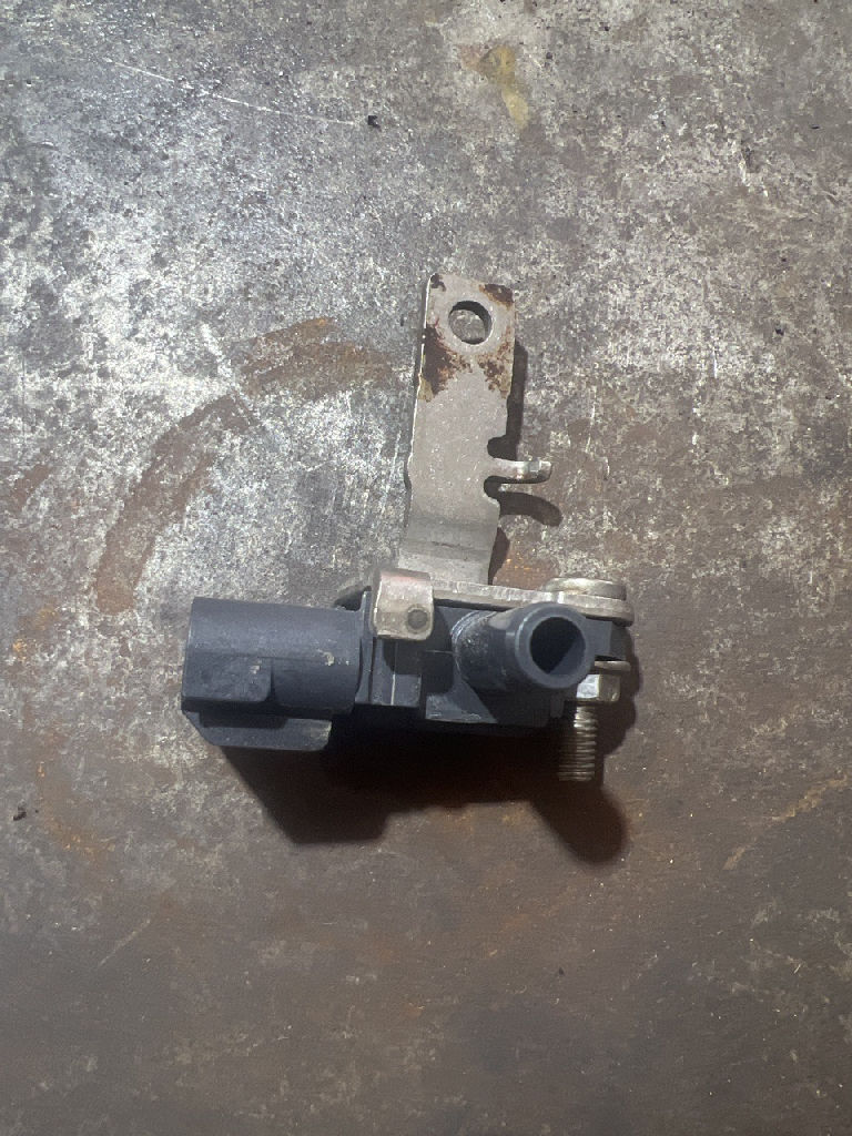 DPF Differential Exhaust Pressure Sensor photo 2