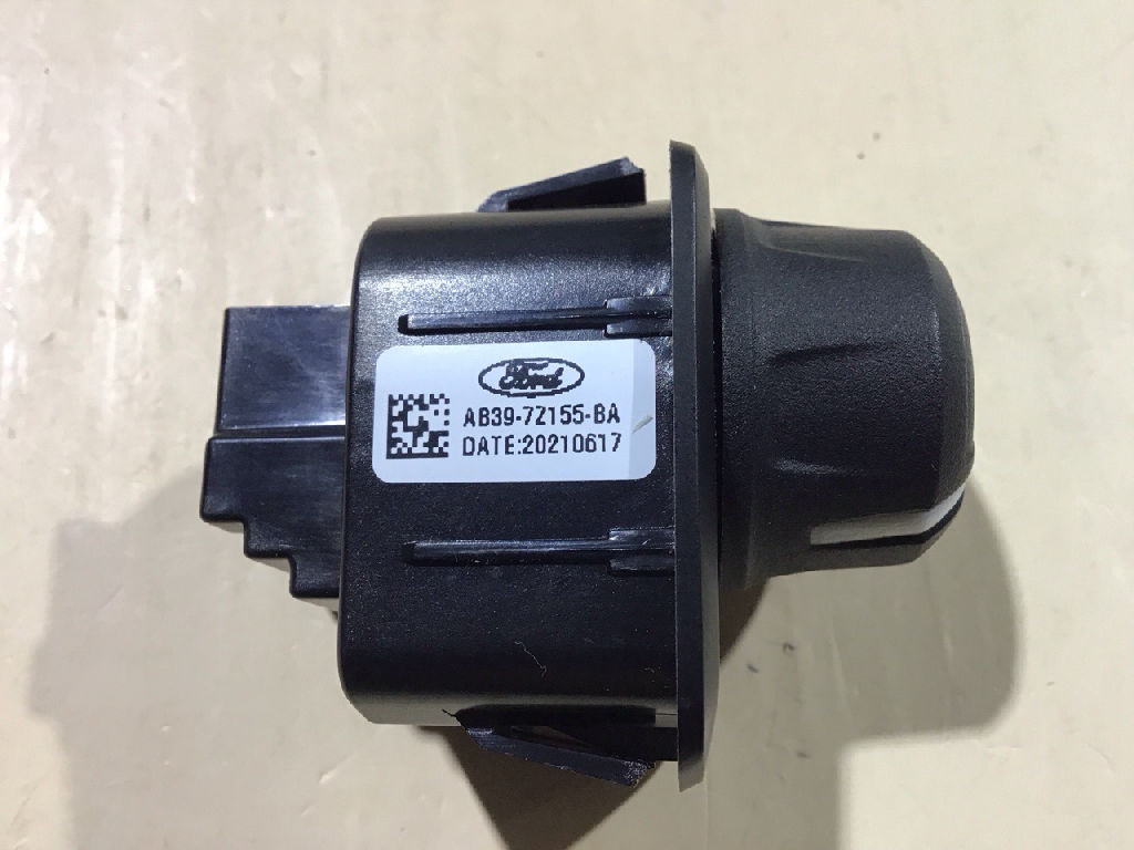 4WD Hi/Lo Console Switch photo 2