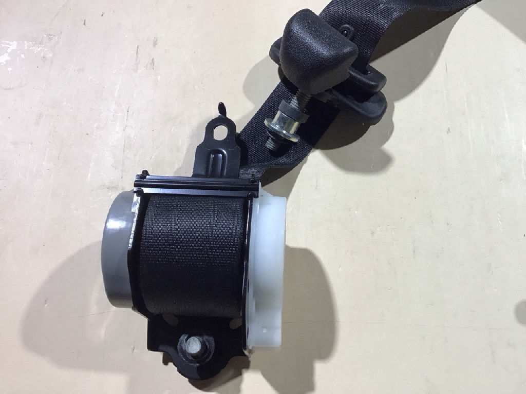 REAR SEAT BELT RHS & LHS, PX SERIES 1, 2 & 3 Dual Cab photo 2
