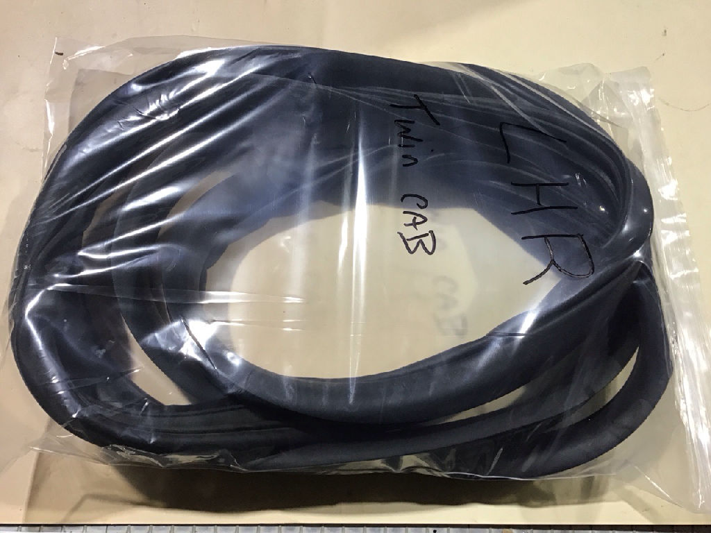 Door Opening Weatherstrip Seal LEFT REAR LHR Dual Cab