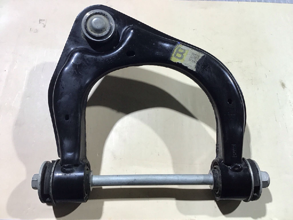 LEFT FRONT UPPER CONTROL ARM