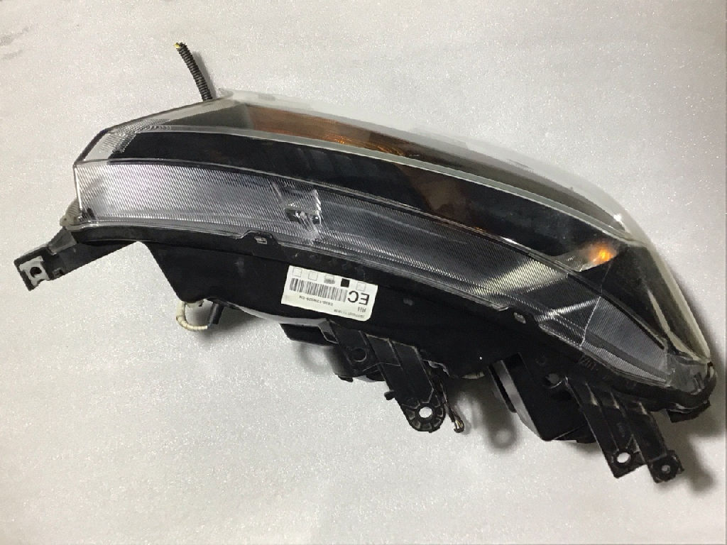 Headlight RHS XLS photo 5