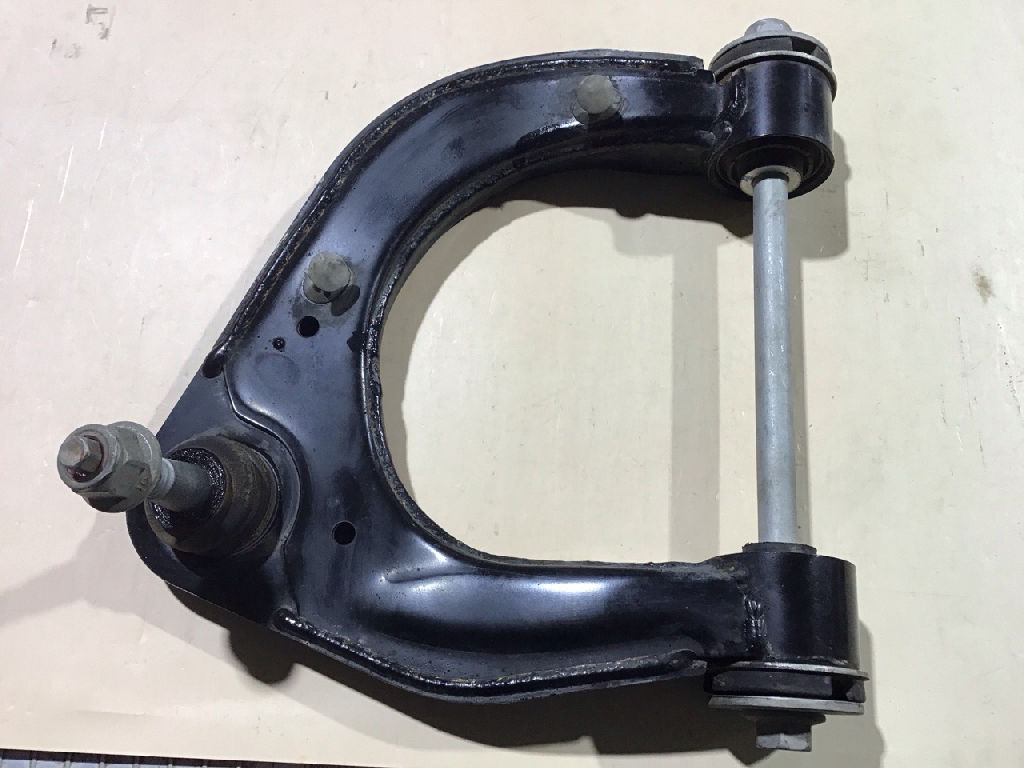 RIGHT FRONT UPPER CONTROL ARM photo 3