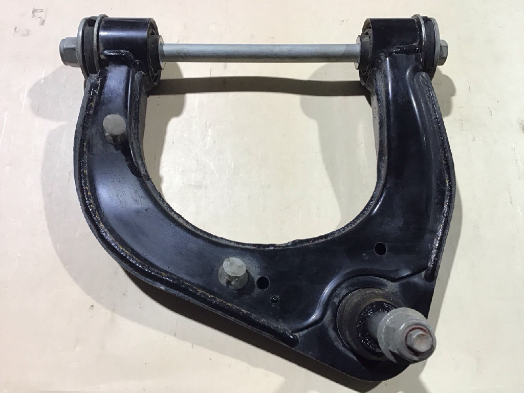 RIGHT FRONT UPPER CONTROL ARM photo 4