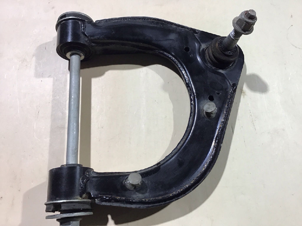 RIGHT FRONT UPPER CONTROL ARM photo 5