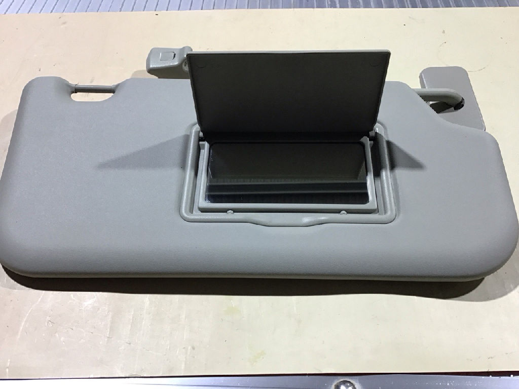 Sun Visor RHS No Power, With Mirror Grey photo 4