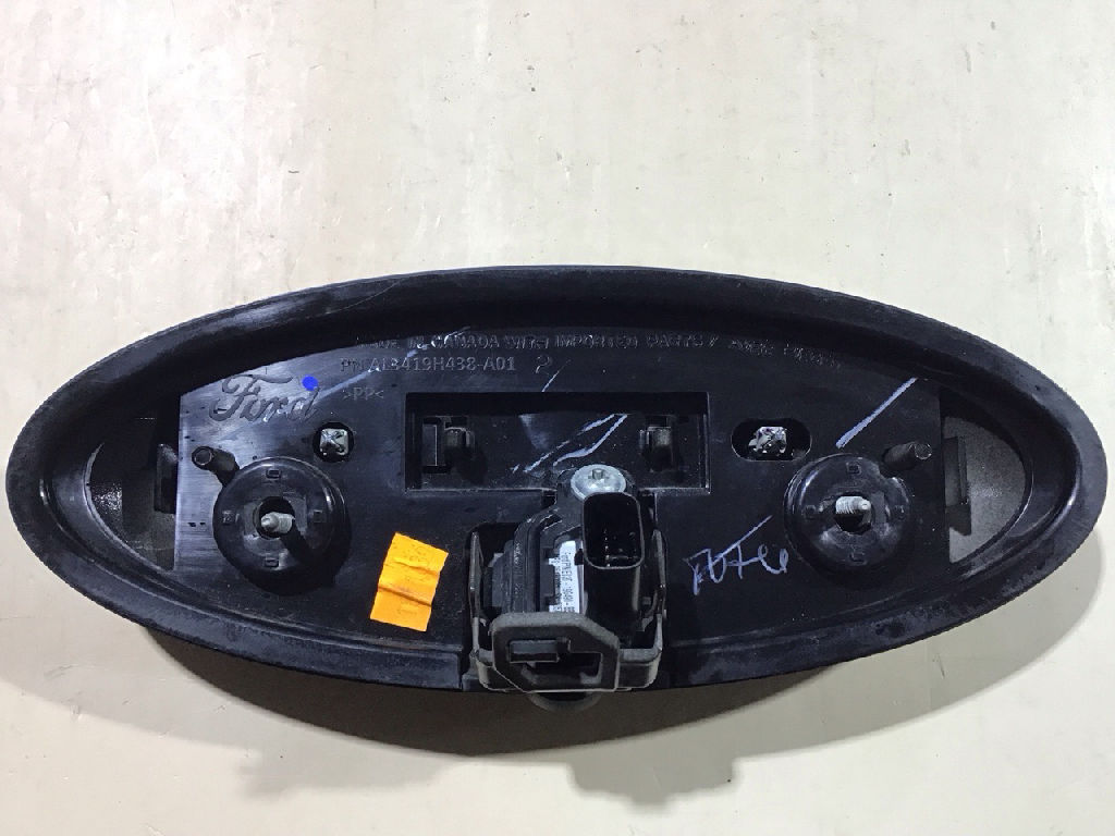 PX REVERSE CAMERA BADGE BLACK photo 3