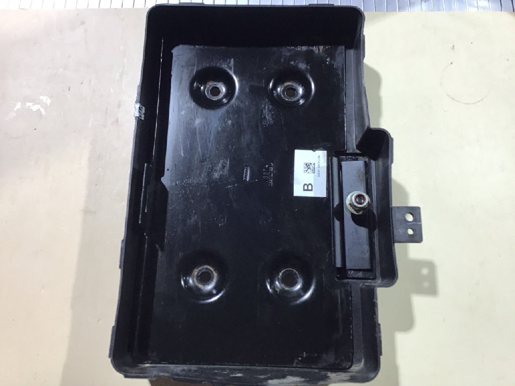 Battery Tray photo 3