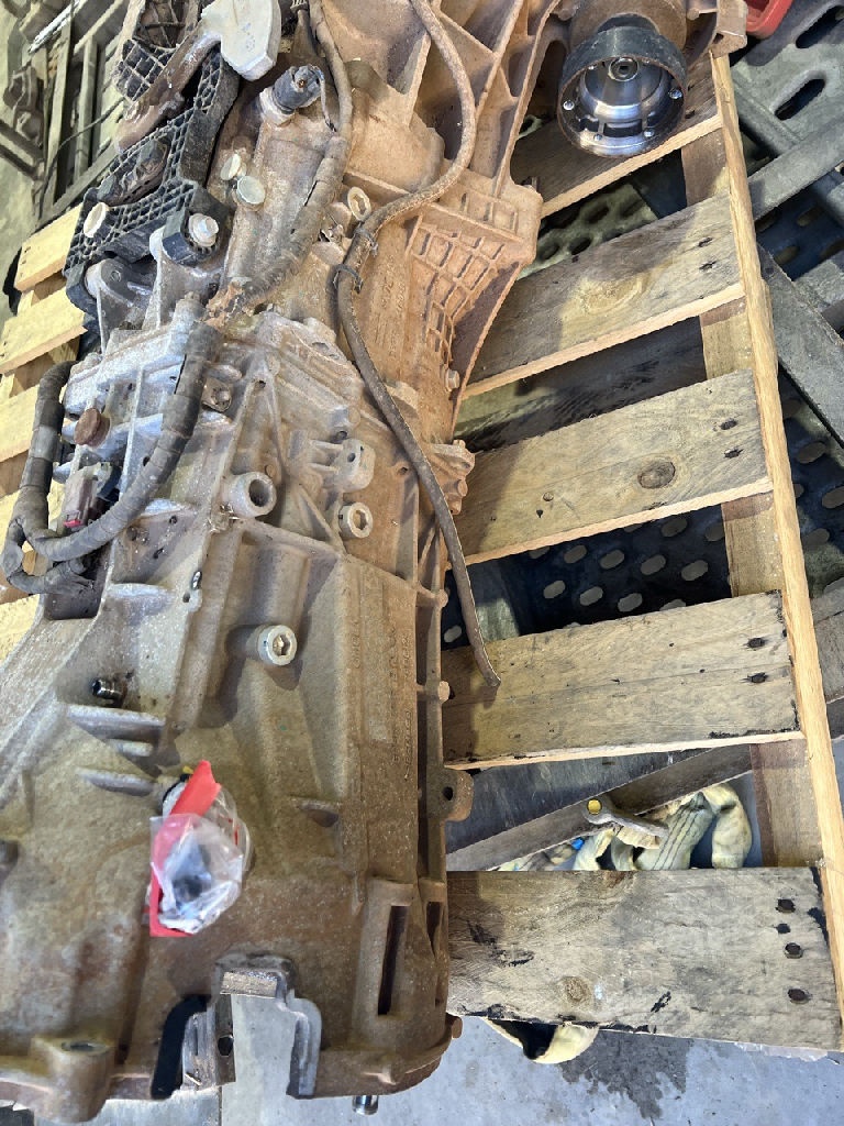 Manual gearbox photo 2