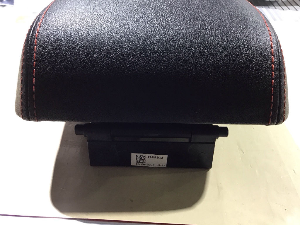 PX SERIES FX4 CENTRE CONSOLE LID ONLY, BLACK LEATHER RED STITCHING photo 2