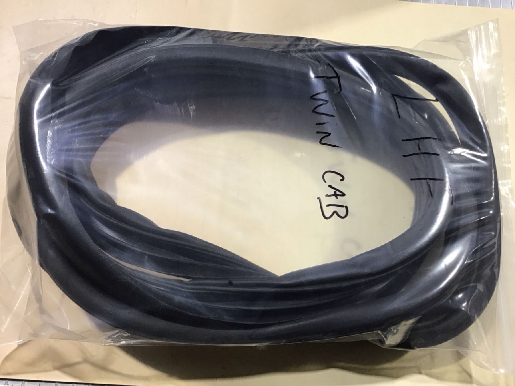 Door Opening Weatherstrip Seal LEFT FRONT LHF Dual Cab