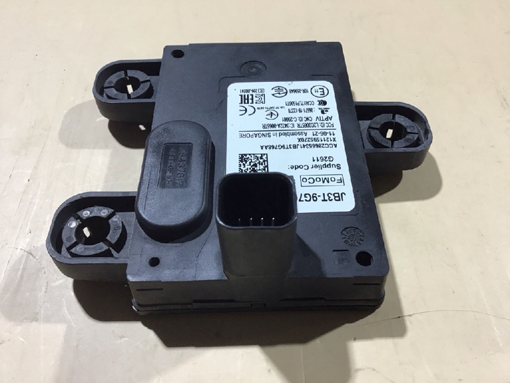Radar Cruise Control Module CCM photo 4